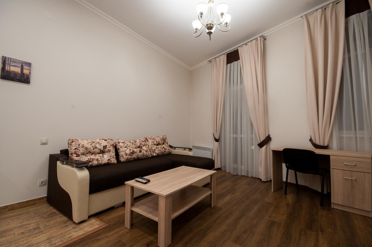 Wonderful Flat On City Center Ungvár Kültér fotó