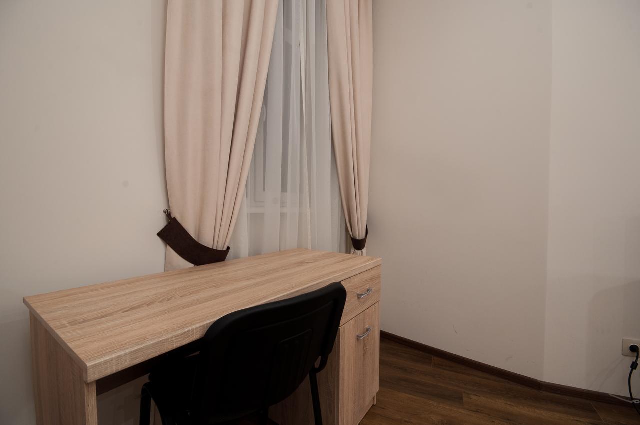 Wonderful Flat On City Center Ungvár Kültér fotó